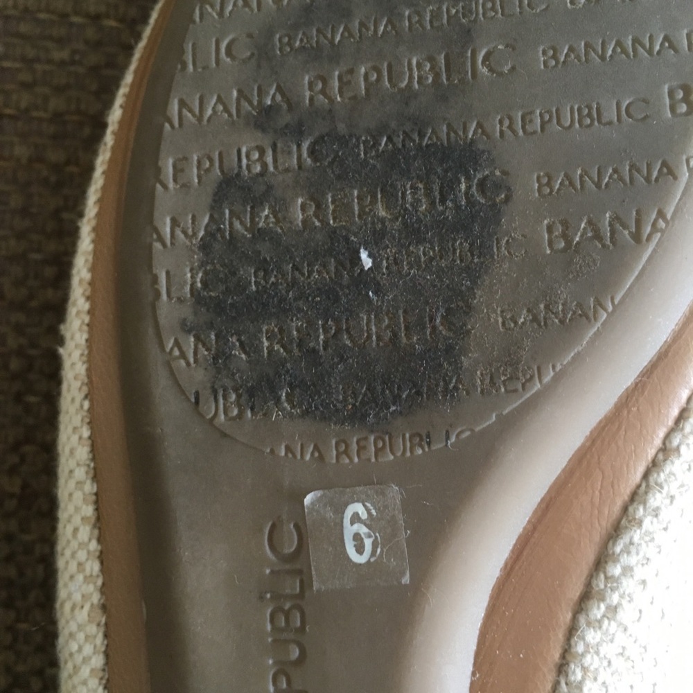 Yellow flats. - Picture 6 of 6